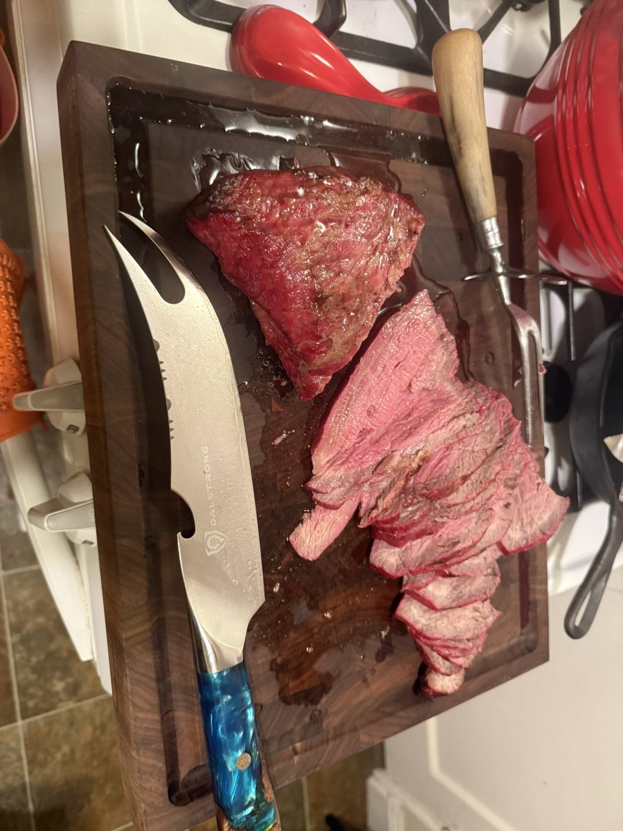 Smashedr2D's tweet image. Tri Tip ftw! 💪🏻#carnivorediet