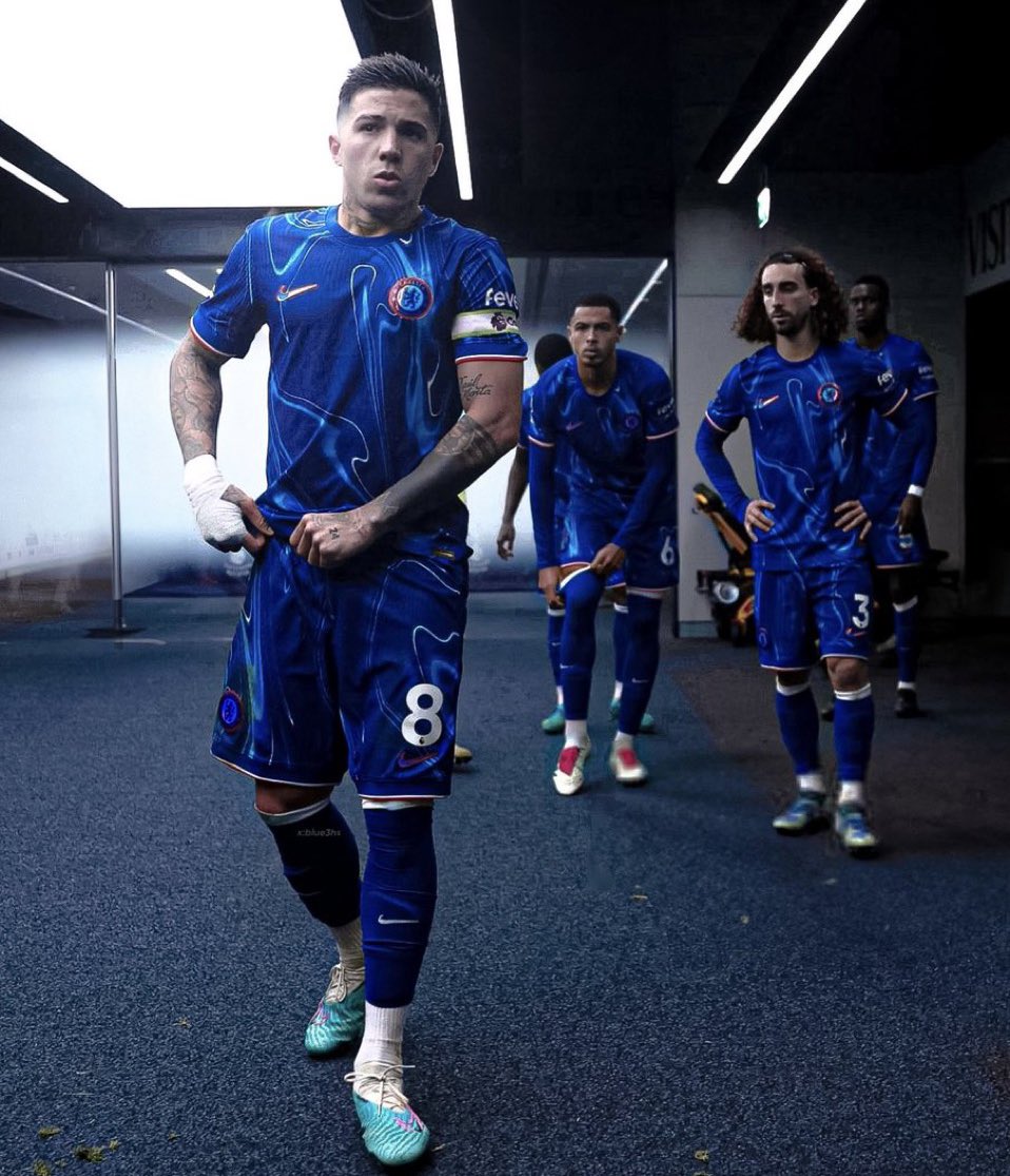 TheChelseaForum's tweet photo. Heading into a new day 💙 https://t.co/n8NhYcnyE2
