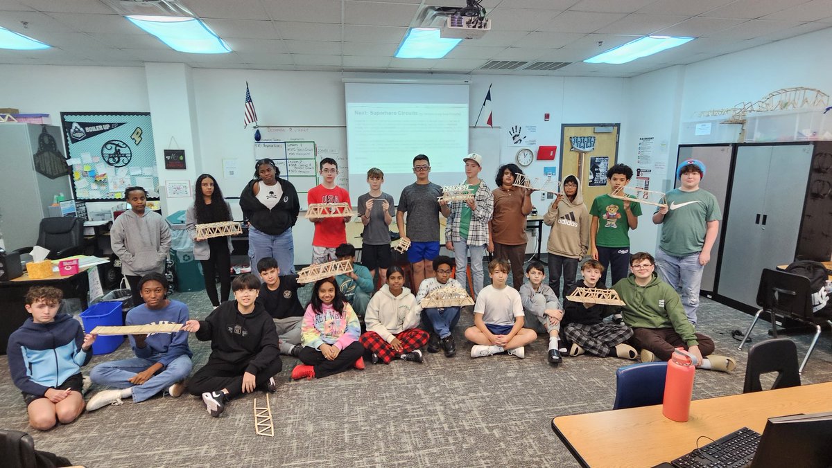 FisherC_STEM's tweet photo. Bridge prototypes.... proud of these kiddos and their hard work!
@ScogginsMS 
#FISDEngineering
#STEM https://t.co/ke7QVpWTJt