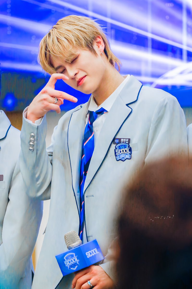 violetstar0916's tweet photo. 241129
SCOOL 第三階段人氣見面會
-
🤍✨🐶
#美祥 #prettyj #메이샹
#SCOOL #스쿨 #SCOOL_MENTOR
#TEN_Entertainment https://t.co/lqqPBE0DTQ