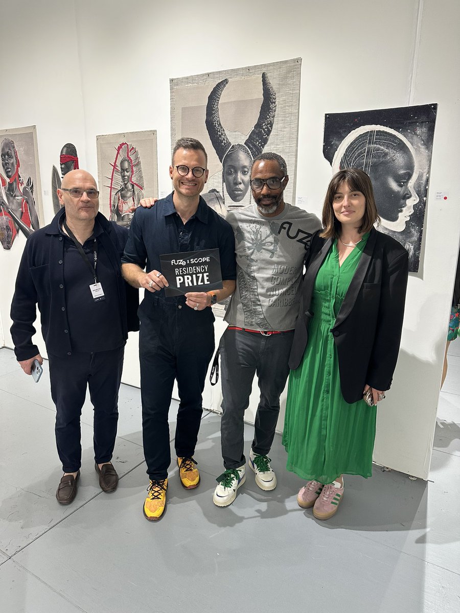justindingwall's tweet photo. Exciting News: I was awarded the Fuze x Scope Art Residency!

I’m thrilled to announce that I've been awarded the Fuze x Scope Art residency at Scope during Miami Art Week in 2025! I was very honoured to receive the award in person. https://t.co/iTJ58AGOzG