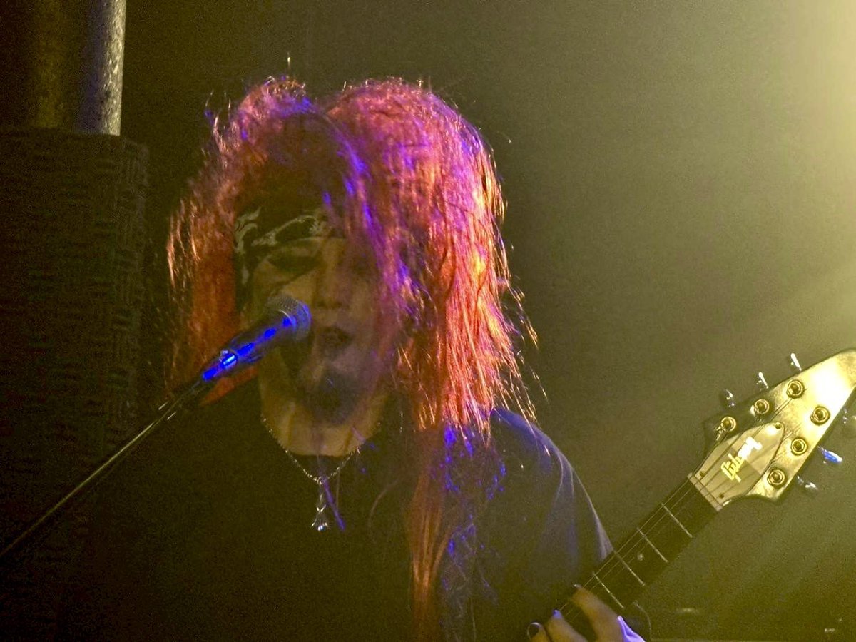 sabotendesita's tweet photo. X祭、終わっちゃいましたね〜🥺最高最強のイベントでした🔥間違いなく人生の中の思い出の一つとなりました。全バンドそれぞれの色があり皆で成し遂げた結果ですね😊JAMPANはひとまず活動は止まりますがまた同じ舞台で弾きたいですね🎸皆さんほんとありがとう‼️‼️
#Xcover #XJAMPAN #solid #PATA https://t.co/k6pXHV953I