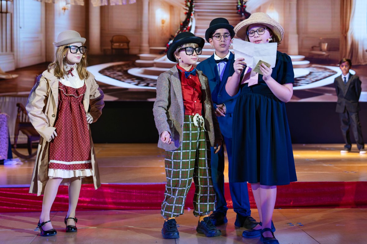 DohaCollege's tweet photo. The sun came out, and so did the stars — our Year 6 productions of Annie were showstoppers from start to finish! 

Bravo to our talented pupils for their remarkable performances, and thank you to the Year 6 staff for making it all possible!

More photos: https://t.co/TussqzQUJh https://t.co/nJyaOligh6