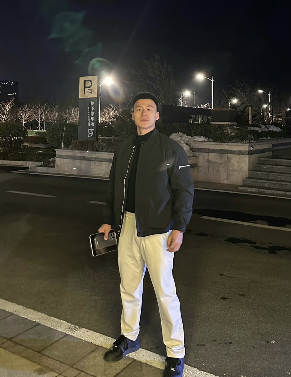 jugen899's tweet photo. 什么门永远关不上？ https://t.co/2tnOoED0OL