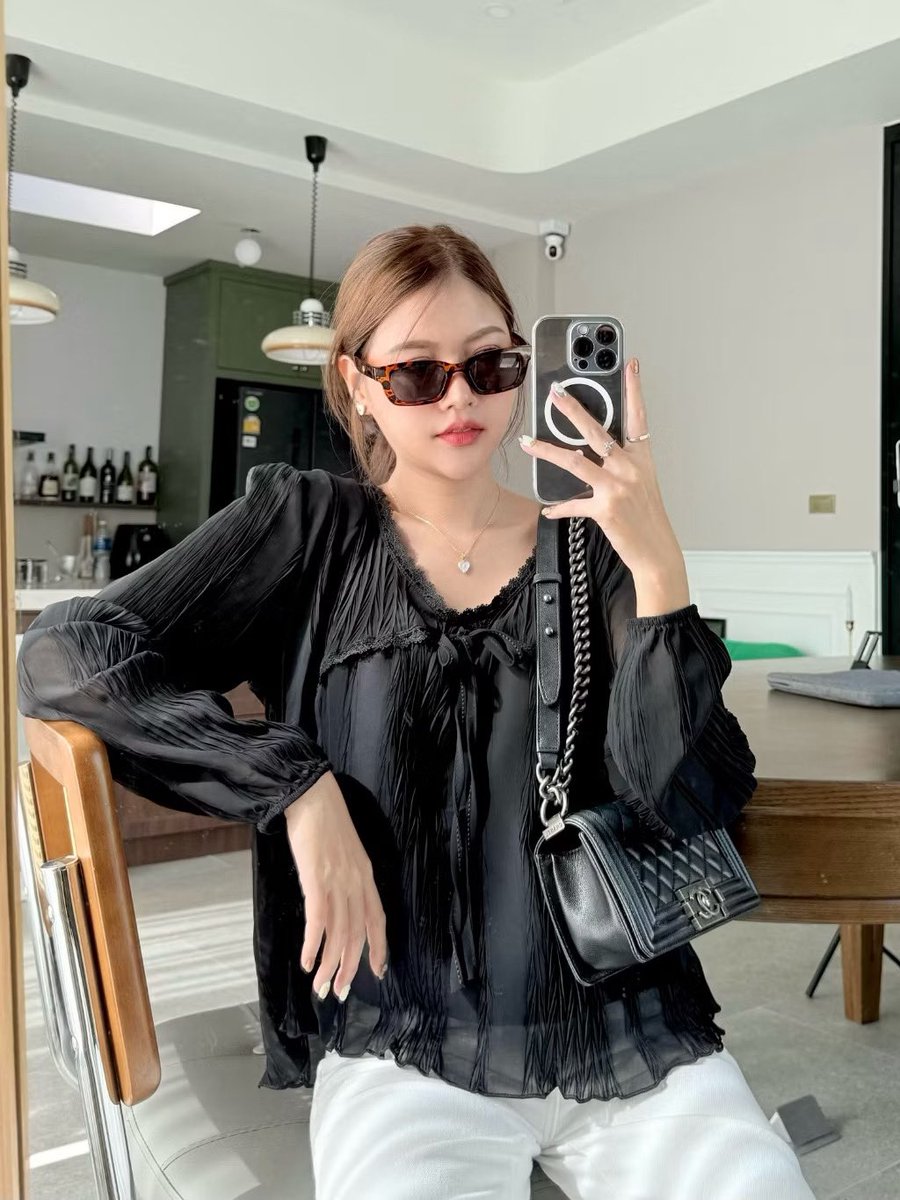 ณณน tweet media
