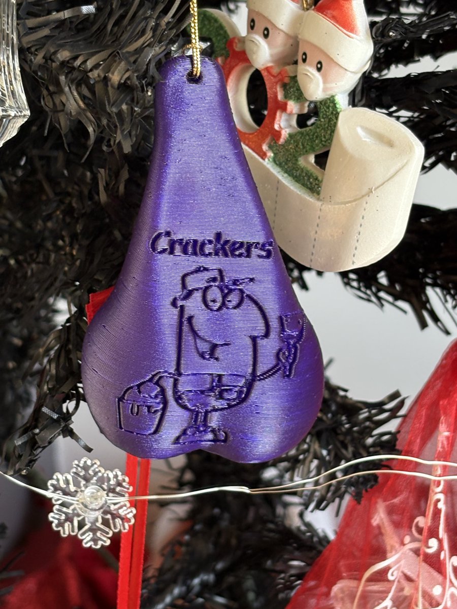 princesspolly58's tweet photo. Too exciting! New decorations. Thanks @crackerscraigo https://t.co/1JITMhg3qD