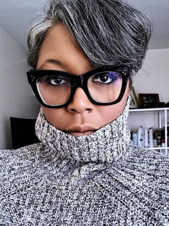 KamalaThando's tweet image. Embrace holiday coziness with simple gray wig styles! Effortlessly chic for a warm and memorable morning. 🎄👩‍🦳 #ChristmasMorning #WigStyles #HolidayHair
bit.ly/49zhxr9