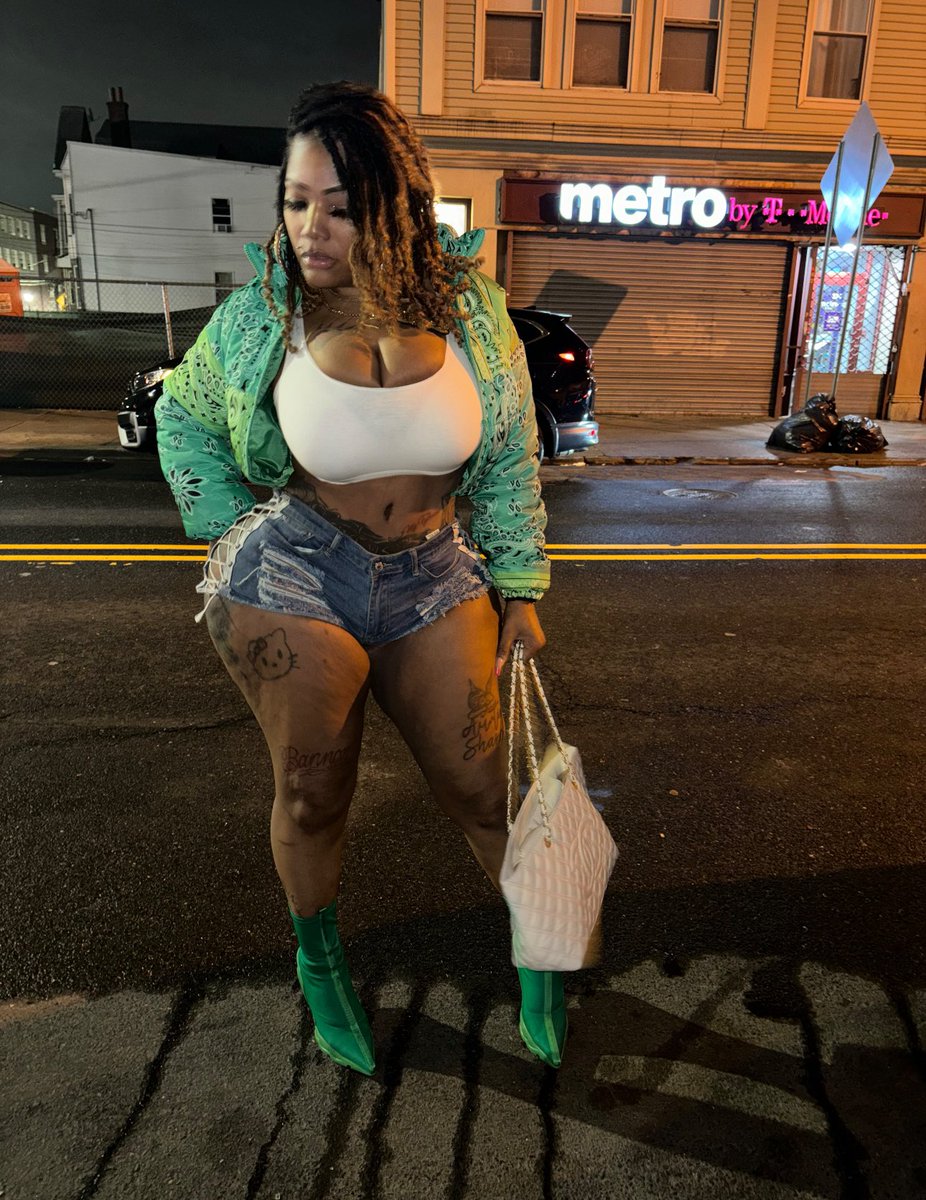 Yazzy_moneybag's tweet photo. 💚 https://t.co/rWoBQMPeg9
