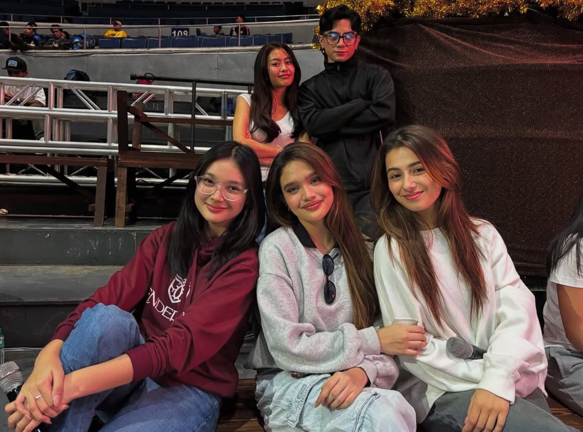 the coolest on the block 😎

#StarMagicalChristmas2024 #gellomarquez <a href="/imgellomarquez/">𝖌𝖊𝖑𝖑𝖔 𝖒𝖆𝖗𝖖𝖚𝖊𝖟 🌹</a>