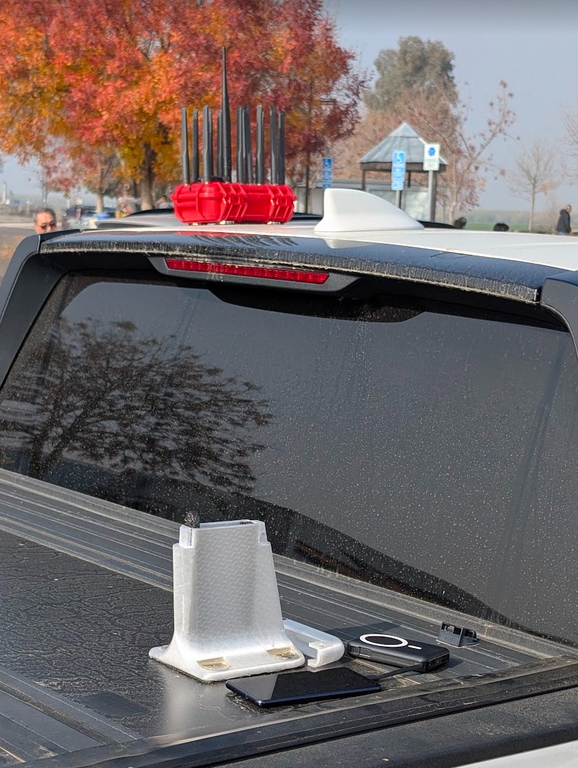 thebaldgeek's tweet photo. Took the #wifydra for a #wardrive to catch #allTheWifi
It went really really well. Its a beast at speed.
The S20 on the roof mounted #wiglefin is no slouch for 5Ghz. I think I have my kit dialed.
Finally broke into the top 500 club.
Photo of a quick S20 recharge at a rest stop. https://t.co/vRhv9F7qqu