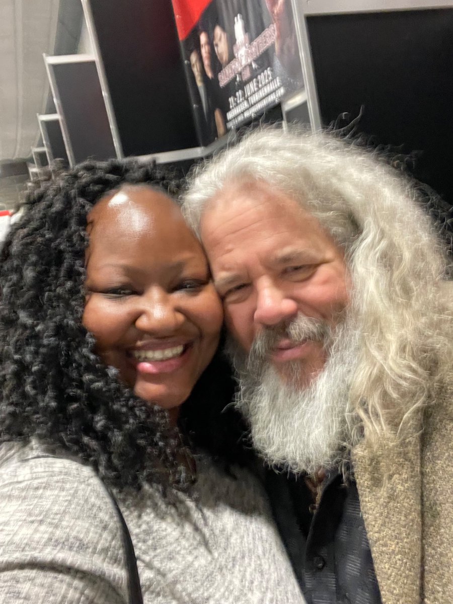 BIGRosieBK's tweet image. #RealMenOnly 
@GermanComicCon 
#sonsofanarchy 🖤💜💜💜
#mybabies