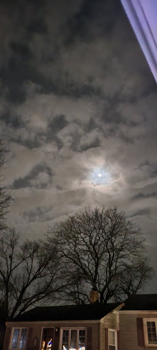 doitifyourecool's tweet photo. Midwest moonshot.  #midwestmoonshot https://t.co/z7O4PUf3XM