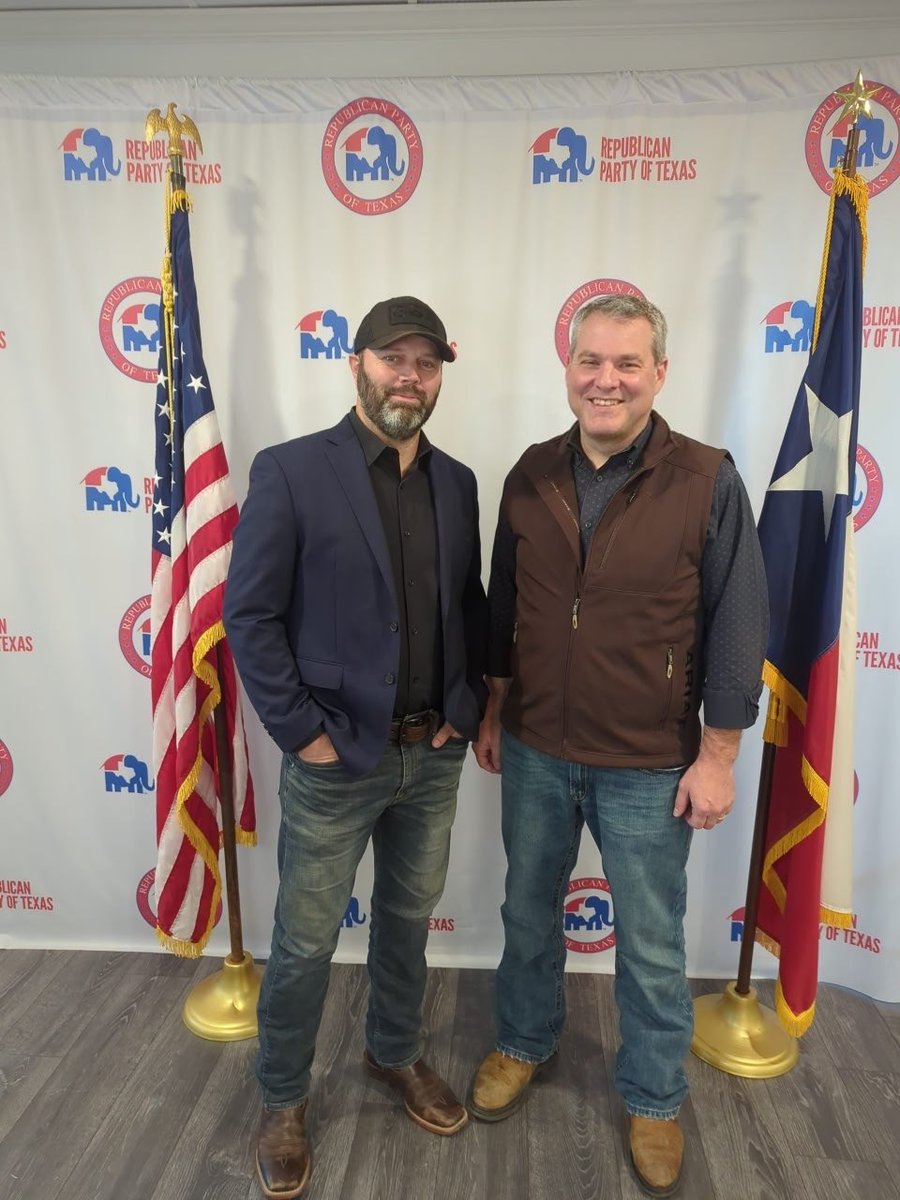 AndyHopperTX's tweet photo. .@wesvirdelltx and I have had quite a journey. Although both of us drew some of the shortest straws of any freshmen, our desks ended up right next to each other. Looking forward to fighting for #HD64 and #HD53. #txlege https://t.co/2bz91T2UdK