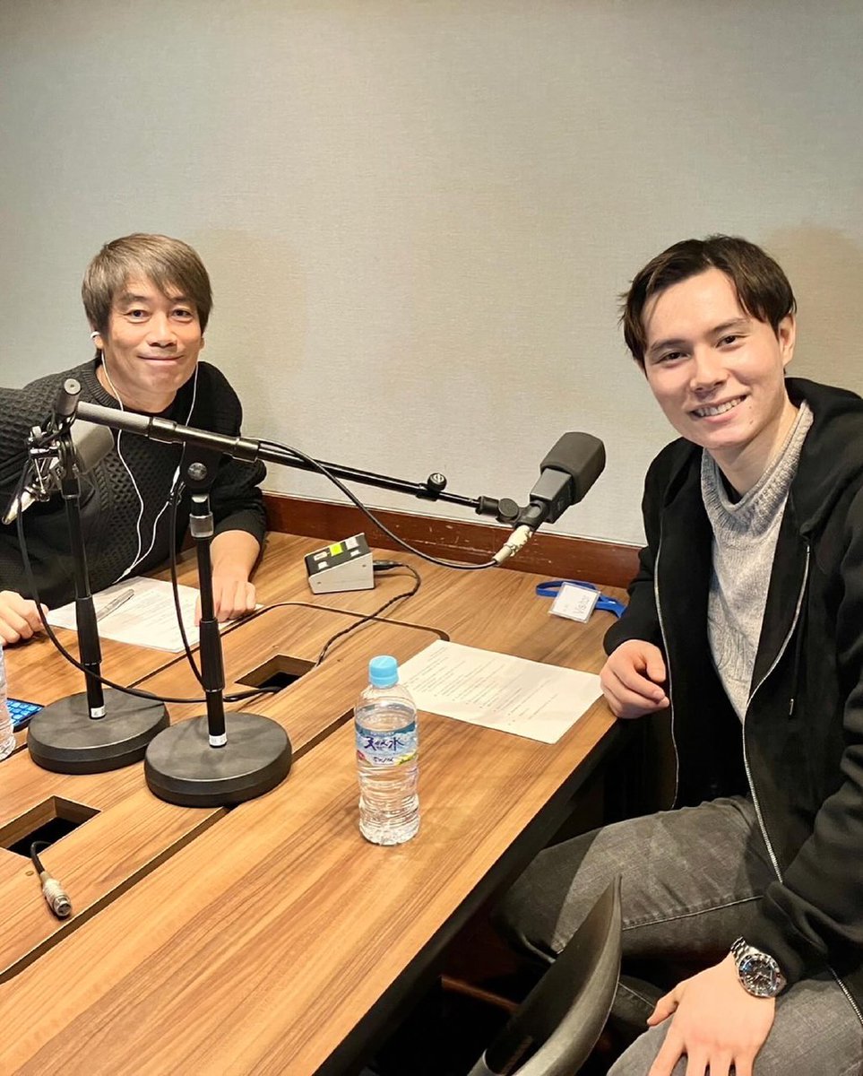 yuranamore's tweet photo. Ran for Tokyo FM ✨️
It will be aired on this friday !
03.00 PM 🇯🇵

He looks great in this color 😳

📸 tetsuonaknishi 
#髙橋藍 https://t.co/nFaaQ5CpoU