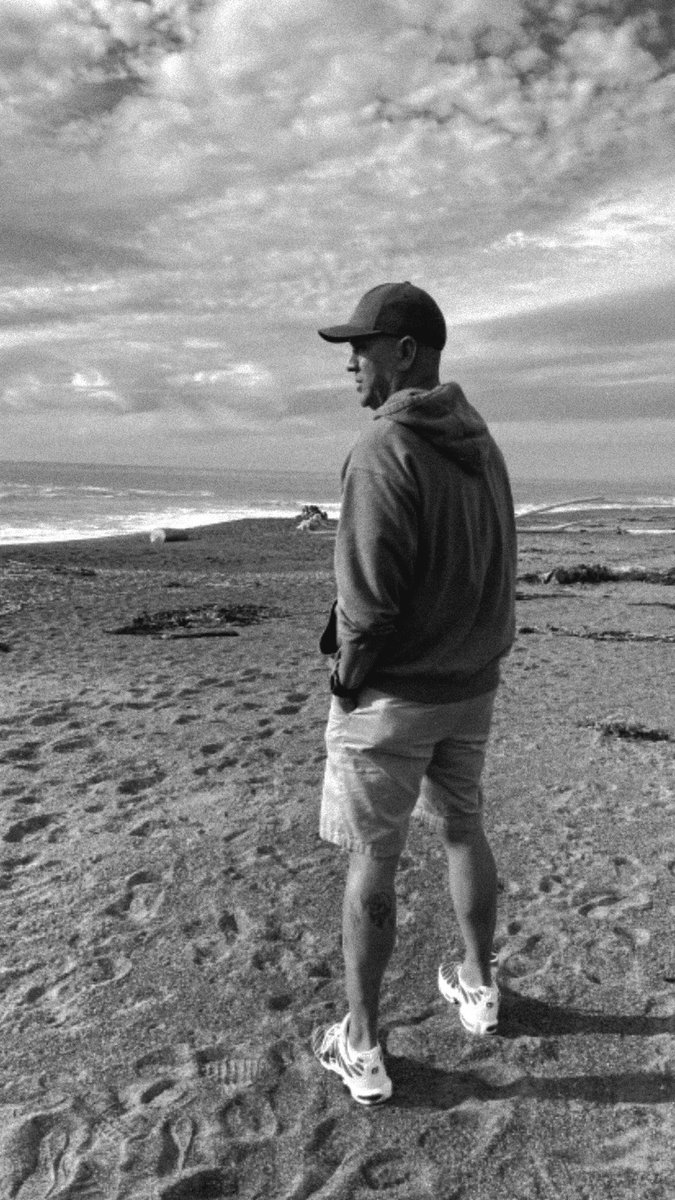 Dad_Comm's tweet photo. Days of reflection and lessons learned. Life's not hard. We make it that way.
#LifesLessons https://t.co/rkLzuL6zaw