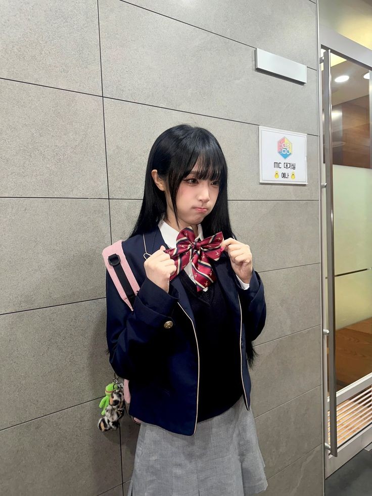 choa_plus's tweet photo. 本日も朝から制服レンタルにたくさん来てくださりありがとうございます🙆🏻‍♀️💕
平日は20時半まで営業しております🫶🏻
#原宿 #韓国制服 https://t.co/0fB9ZAbpPq