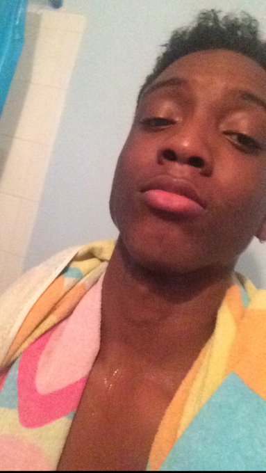 Watch RageUpdates (fb?)'s leaked NSFW photo on TwXstars