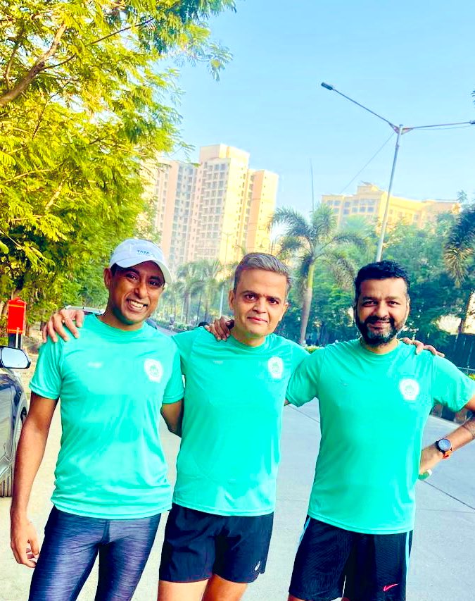 i_the_sanjay's tweet photo. Today’s Run !
https://t.co/70D5A2YzXm
#JaiShriRam #JayHanuman
#fitness #fitnessgoals #FitnessJourney #running #run #traininggoals #runners #Run #Mumbai #beingfit #tuesdaymornings #roadrunning #tuesdayvibe #maladbackroad #tuesdaymotivations #runnersoftwitter #mumbai #RRRSQUAD https://t.co/7JydvPSirZ