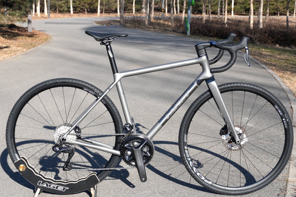 PennyXue2's tweet image. Titanium bike
Titanium 3D printed frame and titanium 3D printed fork made via TSB, currently, the titanium 3D printed bike frames and fork that we have made have the excellent streamlines.

#titaniumbike #titaniumoem #titaniumfactory #bike #titaniumframe #3Dprinting #TikTok