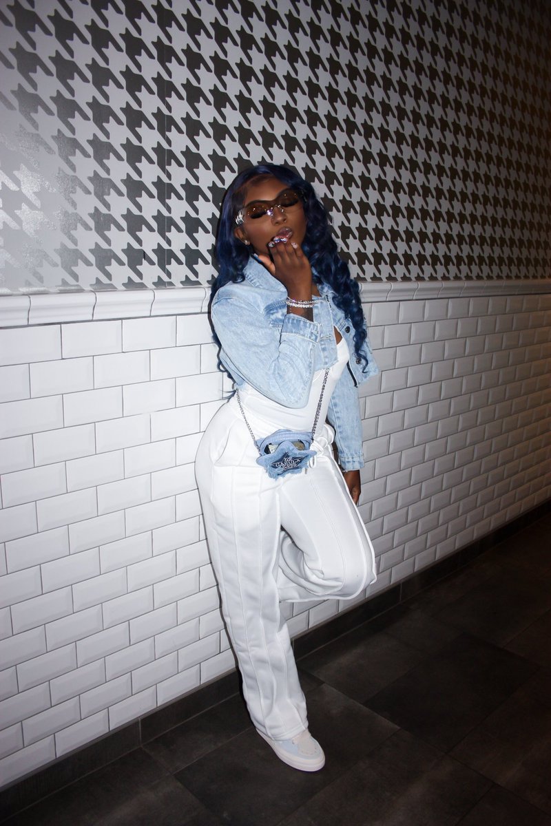 pprettyhu$tle💗 (@laylaybx) / Posts / X