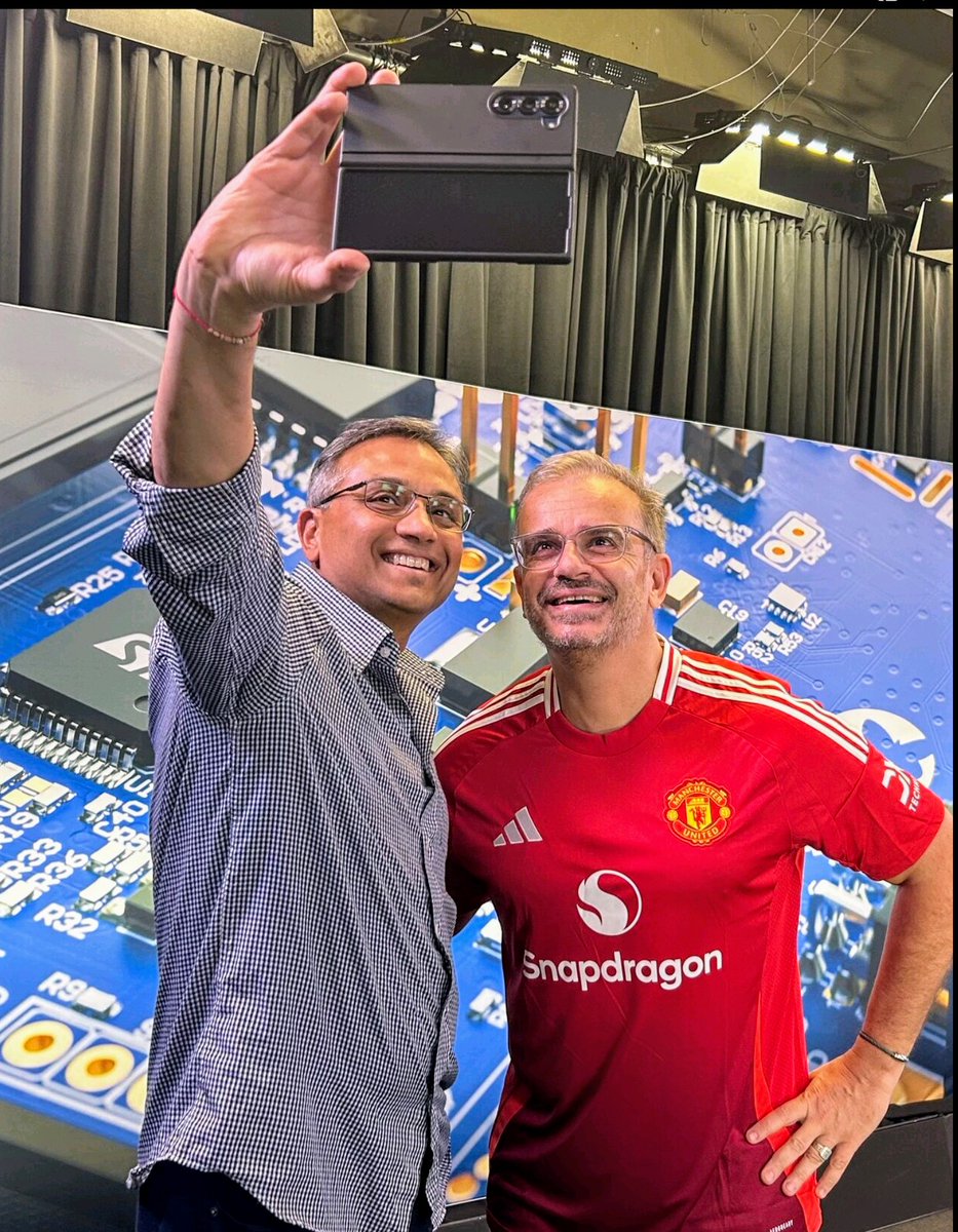 Friendly reminder to tune in at 8am PST/5pm CET for <a href="/Qualcomm/">Qualcomm</a> - <a href="/ST_World/">STMicroelectronics</a>  #IoT partnership update from #STM32Summit.  

st.com/content/st_com…

#TeamQualcomm