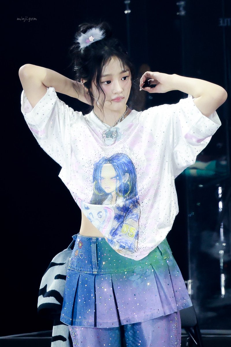 みんじょページ 241207 Yoasobi Live in Korea #뉴진스 #NEWJEANS #MINJI #민지 #ミンジ