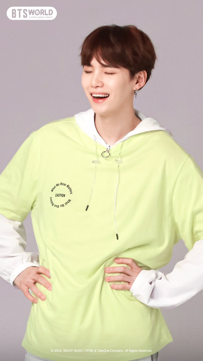 BTSWS2_official's tweet photo. [ 🎁 ] Original photos of SUGA just arrived, only for Managers!

#BTSWORLD_Season2
#BTS #방탄소년단 https://t.co/L1xxrV0wLj