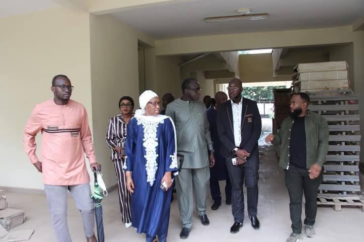 GomezEdyJr1's tweet photo. #INITIATIVE 

Madame le Recteur par intérim, Pr Aminata Niang Diène et Monsieur Aliou Sène de la Direction de la maintenance, des constructions et des équipements de l’enseignement supérieur #DMCEES ont procédé à la visite des chantiers en construction à l’UCAD. 

L’activité a https://t.co/JerYG58Ph2