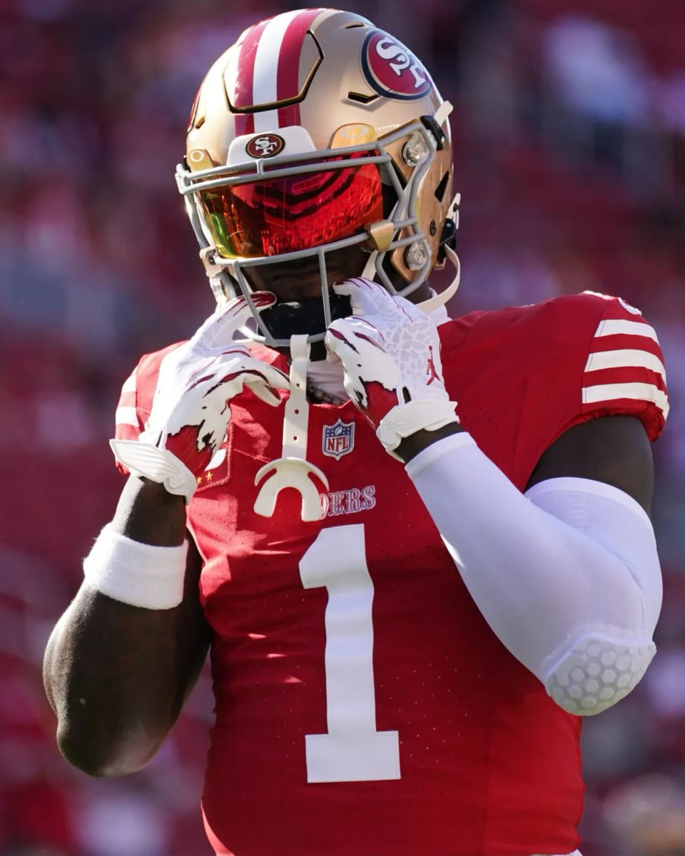 jasrifootball's tweet photo. Yikes: #49ers WR Deebo Samuel got hit with the Community Notes on the “X” app after tweeting that he isn’t struggling this season. https://t.co/djB0FtouaG