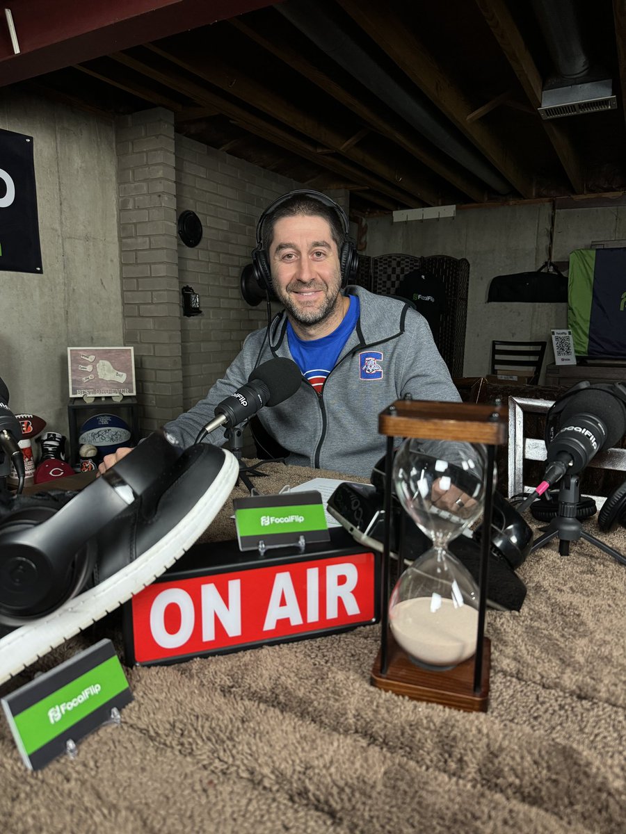 FocalFlip's tweet image. Okay NKY Hoops Fans...

@CoachBrowning12 took the helm of the @ConnerHoops program this year after a solid tenure as HC at his Alma Mater, Boone County

Some people don't know Coach Browning, but I've had the pleasure of getting to know him over the years and I'm excited to…