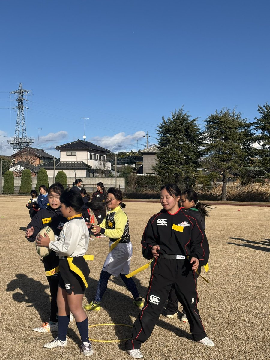 gunmaprimes's tweet photo. 【活動報告】　
12/8(日)第5回群馬県女子活動拠点事業
＠太田第二サッカー・ラグビー場

今回は東毛ワイルドナイツラグビースクールさんと大泉高校さんに担当していただき、群馬プライムスはサポートをさせていただきました！
ご参加いただきありがとうございました！ https://t.co/Poy168I6mC