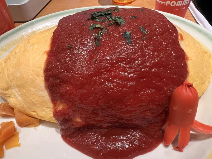 ポムの樹来ました。
やっぱでけえわ、Lサイズ。 