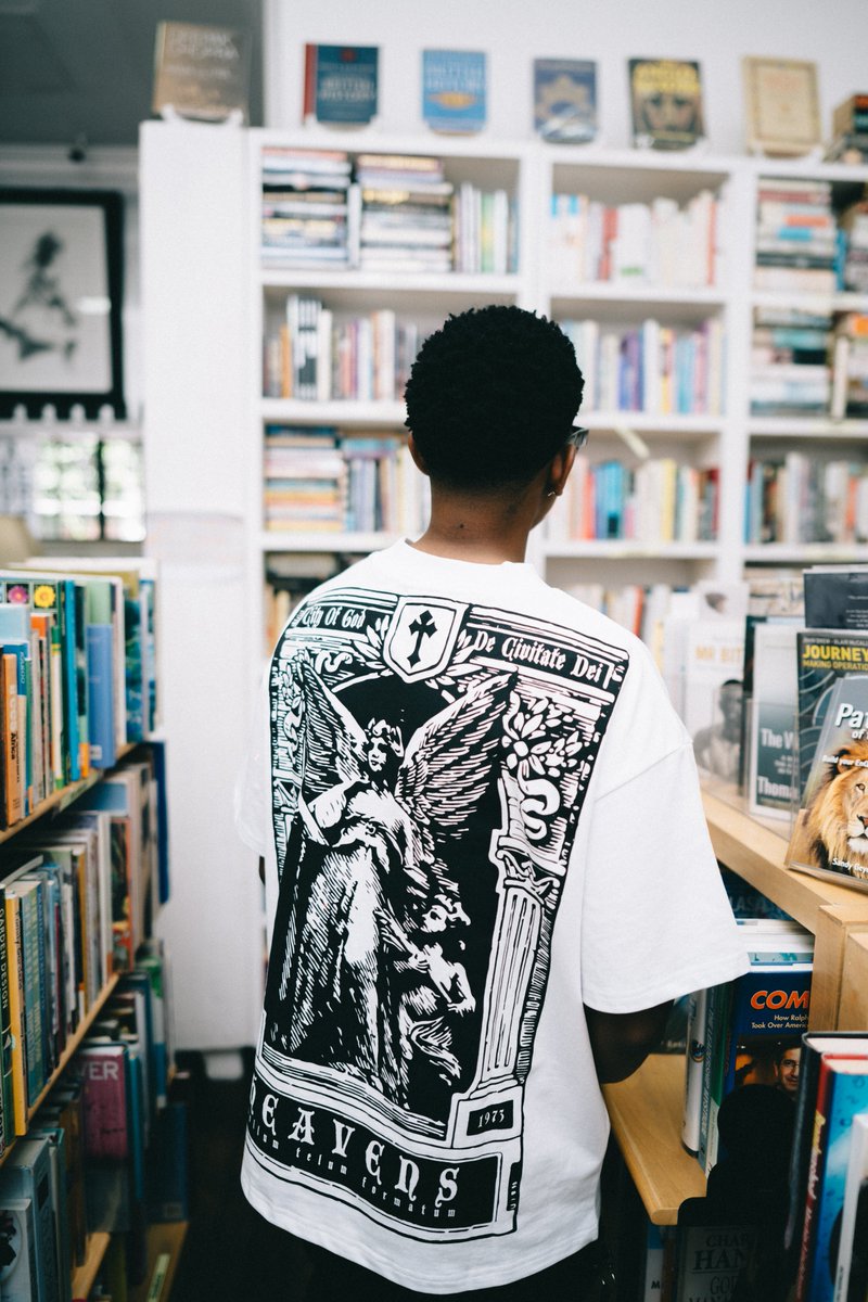 Nigel_veggies's tweet photo. Shop now and own your piece of Heaven’s City of God 🚨🚨

https://t.co/oQ4c0aBn2I

City Of God Angel Black Tee - available online 
City Of God Postal Stamp white Tee - available online 
City Of God Stone Washed Jeans - available online 

Nation Wide Delivery 📦 https://t.co/Gt2disnuiO