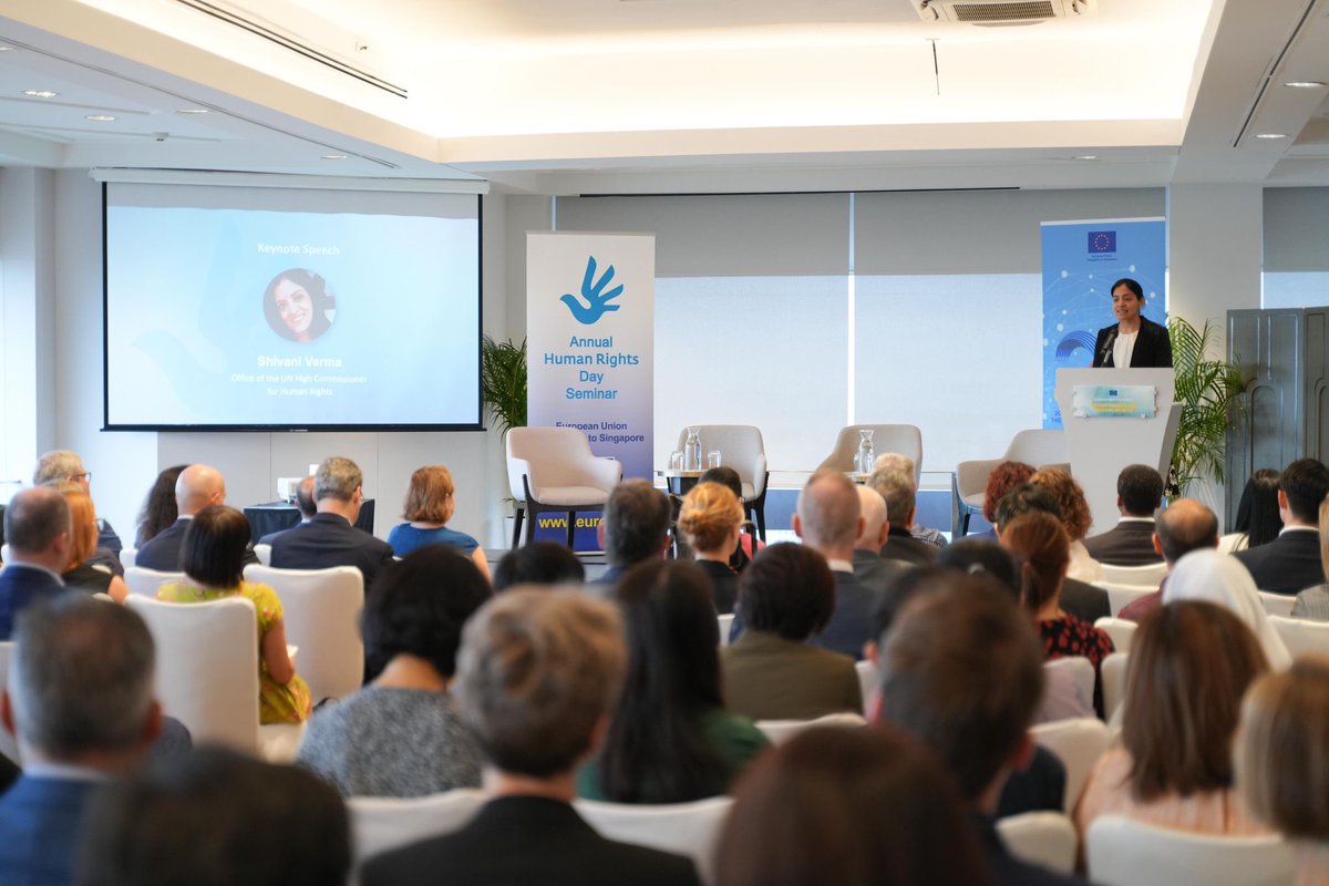EUinSingapore's tweet photo. The 2024 EU #HumanRightsDay Seminar in Singapore addressed 'Human Rights and Mental Health'.

Opened by Ambassador @IwonaPiorkoEU and with a keynote by @OHCHRAsia, the seminar covered impact of the digital age on #mentalhealth, and a rights-based approach to suicide prevention. 

Mental well-being is inseparable from human rights. 

Thanks to our speakers and participants for a meaningful and impactful conversation.

#teameurope #standup4humanrights #EU4humanrights