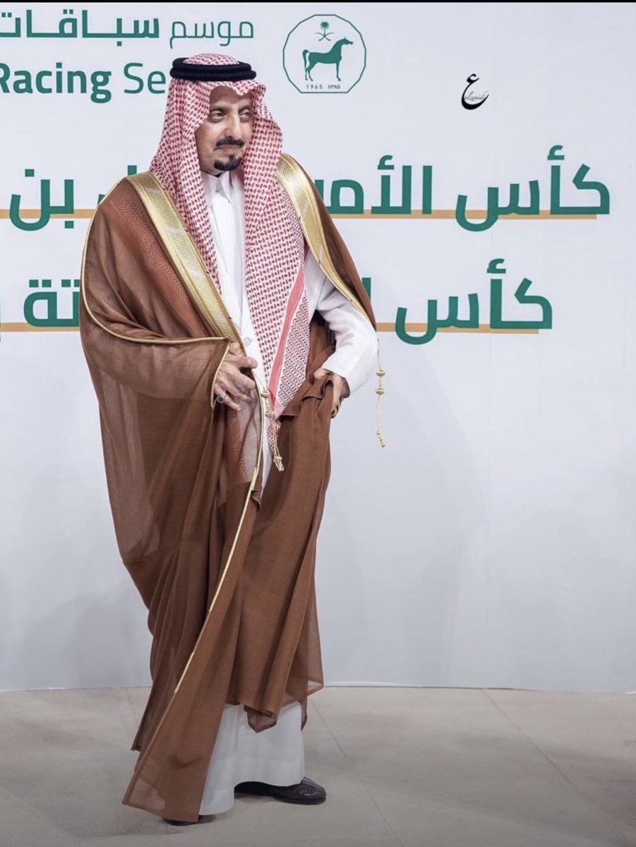 Theeb_505_T's tweet photo. تجمل عيال الملوك وفيصل لحاله 
مواقفه  ما حد  غيره  يسويها https://t.co/brvRArITFs