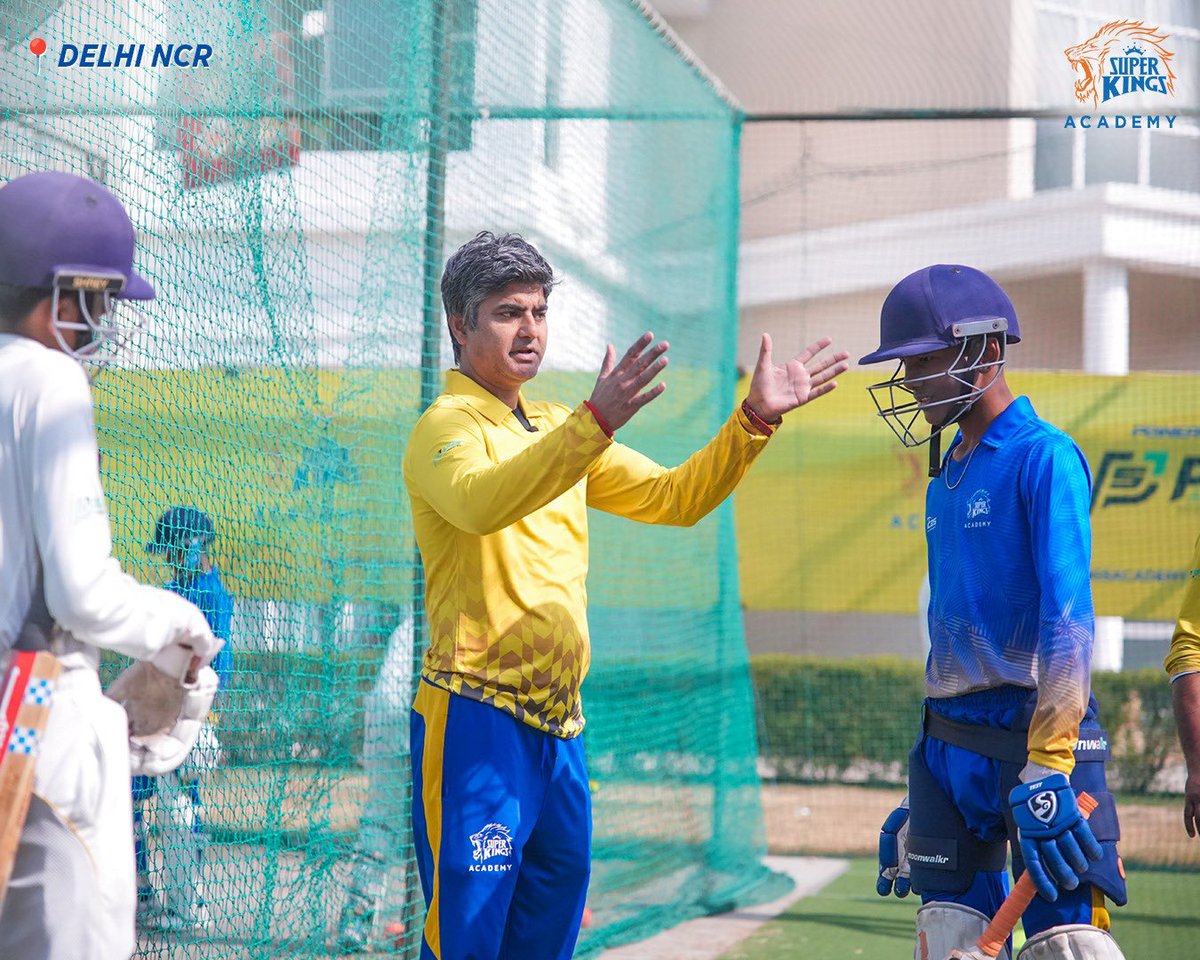 SuperKingsAcad's tweet photo. Fine tuning skills!💪

From our recent batting camp at our capital centre!💛

To join SKA Delhi NCR, 
📞 7011160782

#SuperKingsAcademy💪
#TrainLikeASuperKing🦁
#DelhiCricket
#Delhicricketcoaching https://t.co/XoDw5vycpn