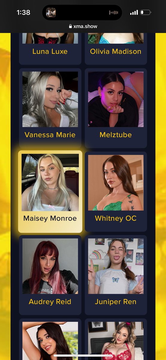 I had NO IDEA i was nominated 😭🥹 omg!! Go place your votes for FAV NEW CREATOR! I am forever grateful 🥰

xma.show/voting/XMA25-1…