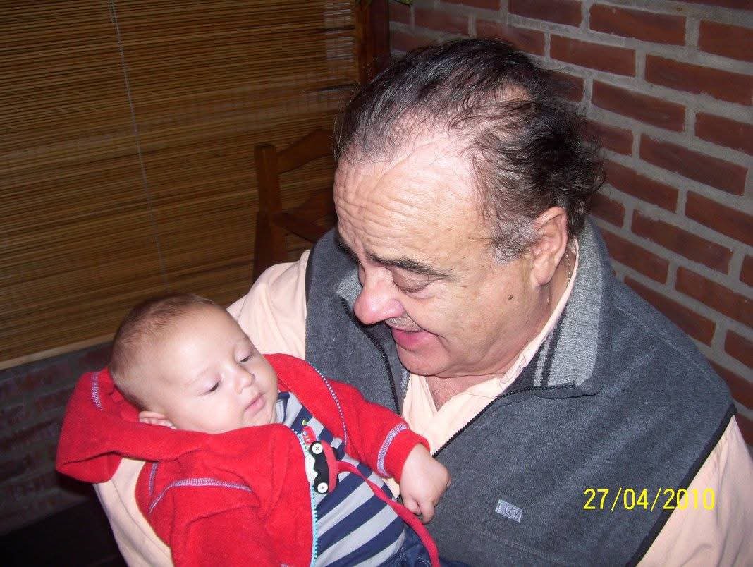 como me hubiera gustado haberte conocido mas tiempo abuelo🥺