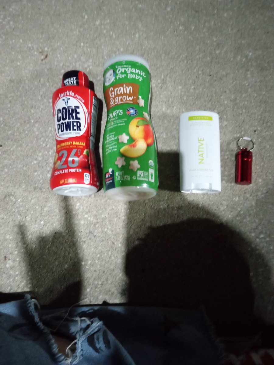 skelndbones's tweet photo. TONITES HAUL!!! + an extra of me trying on the makeup... the 1st is pvbl*x and the 2nd is wall&reen$ . #kleptotwt #stickypaws #borrowtwt #stealtwt https://t.co/ouQSE0hNkH