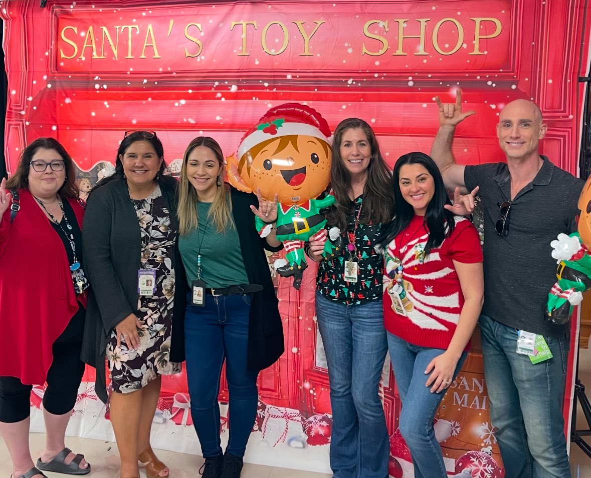 Wonderful tradition for our South Plantation I-Zone - Signing Santa came to town! Fun games, treats, and time to practice communication skills. Big thanks to the South Plant ASL club and DHH staff for all their hard work. 🫶🏻🎄🎅🏽🤟🏼#BrowardSPI <a href="/ESEbroward/">Broward ESE</a> <a href="/SouthPlantZone/">South Plantation Innovation Zone Schools</a>
