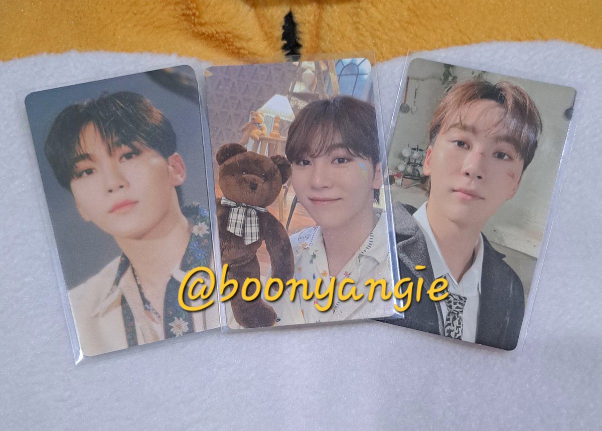 boonyangie's tweet image. [Help RT]
GIVEAWAY!! 

Dalam rangka:
- Nonton konser 2 days
- Nonton meet n greet
- 1000 hari sama sebong!! 🫶  kemaren sih sebenernya

Rules: 
RT, Like, rep foto kwan, sama mohon doanya supaya kerja sama kuliah aku lancar 🥹🫶 

GA HUNTER GO AWAY (aku akan cek)