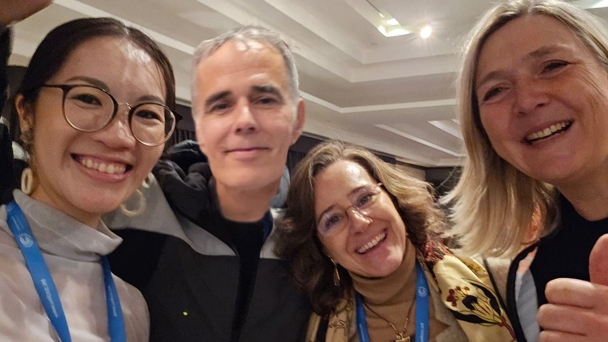 🚴‍♂️ #COP29 - Summary 2/2 

 2/12 : We met the SLOCAT Team with Alice Yiu Director, Policy Outreach and Strategic Communications and Maruxa Cardama, Secretary General  #Cop29bikeride
Ride for sustainable transport and climate action! 🌱 #SustainableMobility  #bike #ridefortheplanet