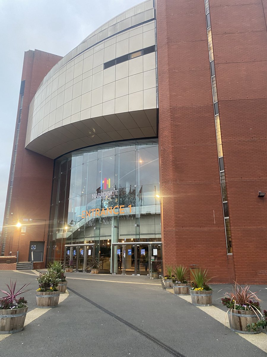 Hudson Group tweet media