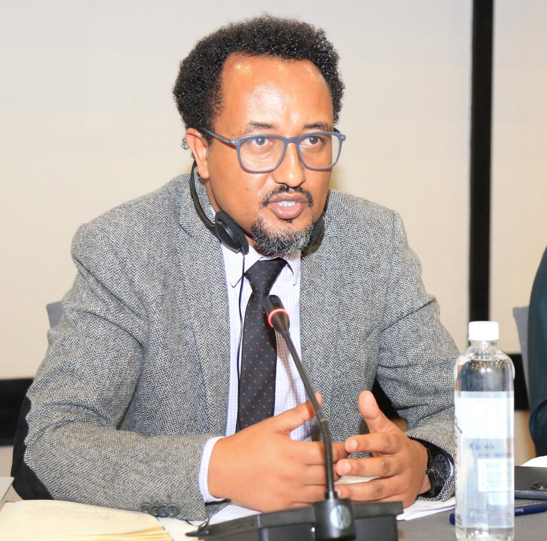 acerwc's tweet photo. 📢 Leadership Transition at the ACERWC Secretariat:

We are pleased to announce that Dr. Ayalew Getachew Assefa has been appointed as the Acting Executive Secretary of the ACERWC Secretariat.

Dr. @Getachew_Ayalew succeeds Ms. Catherine Maina, who has served as Officer in Charge with dedication and commitment. We extend our heartfelt gratitude to Ms. Maina for her remarkable contributions during her tenure.

Please join us in welcoming Dr. Ayalew to his new role and wishing him success as he leads the Secretariat in its ongoing mission to promote and protect children’s rights across Africa.

#AfricaFit4Children