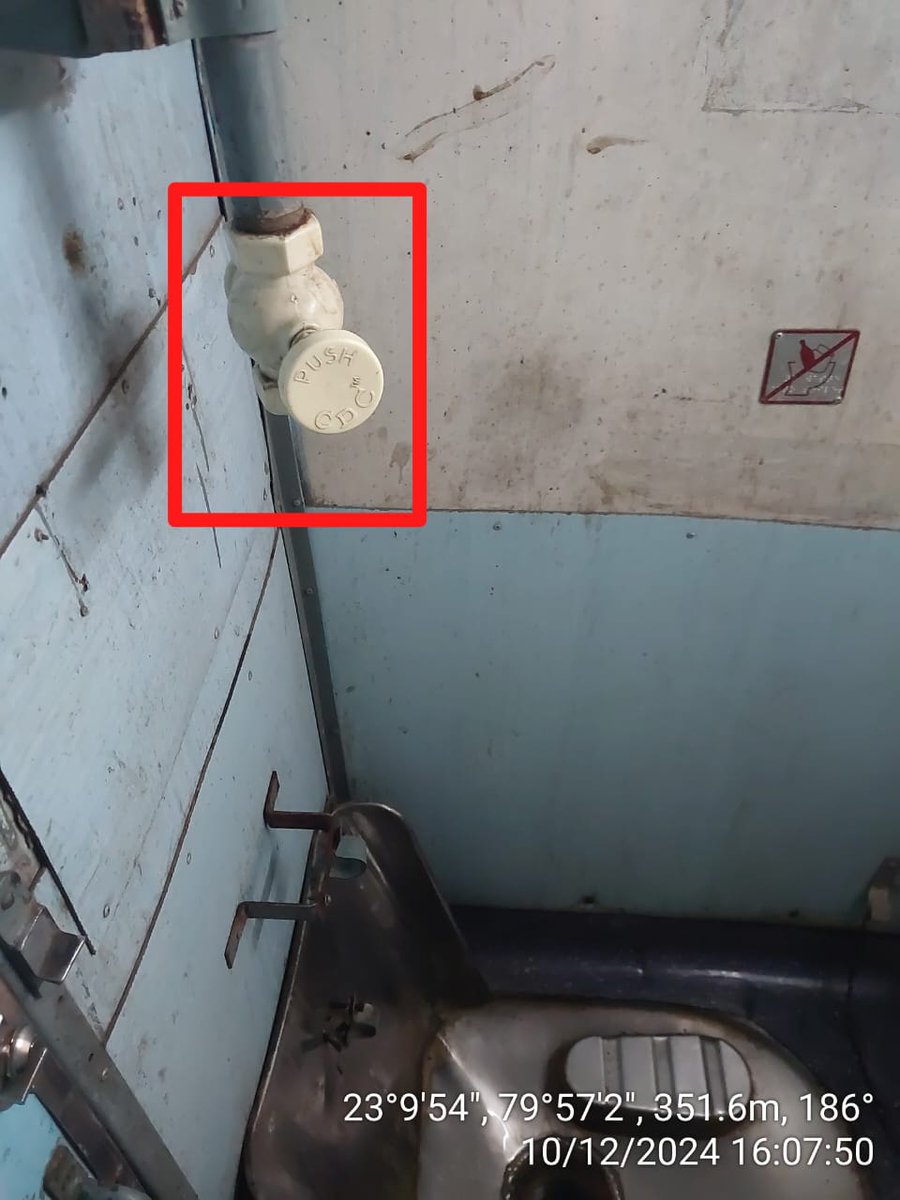 SURYAPAL108's tweet photo. @RailMinIndia 
A flushing pipe should be installed in the toilet of D1 coach of train no. 11651, which is missing. https://t.co/sur9DKxlGo