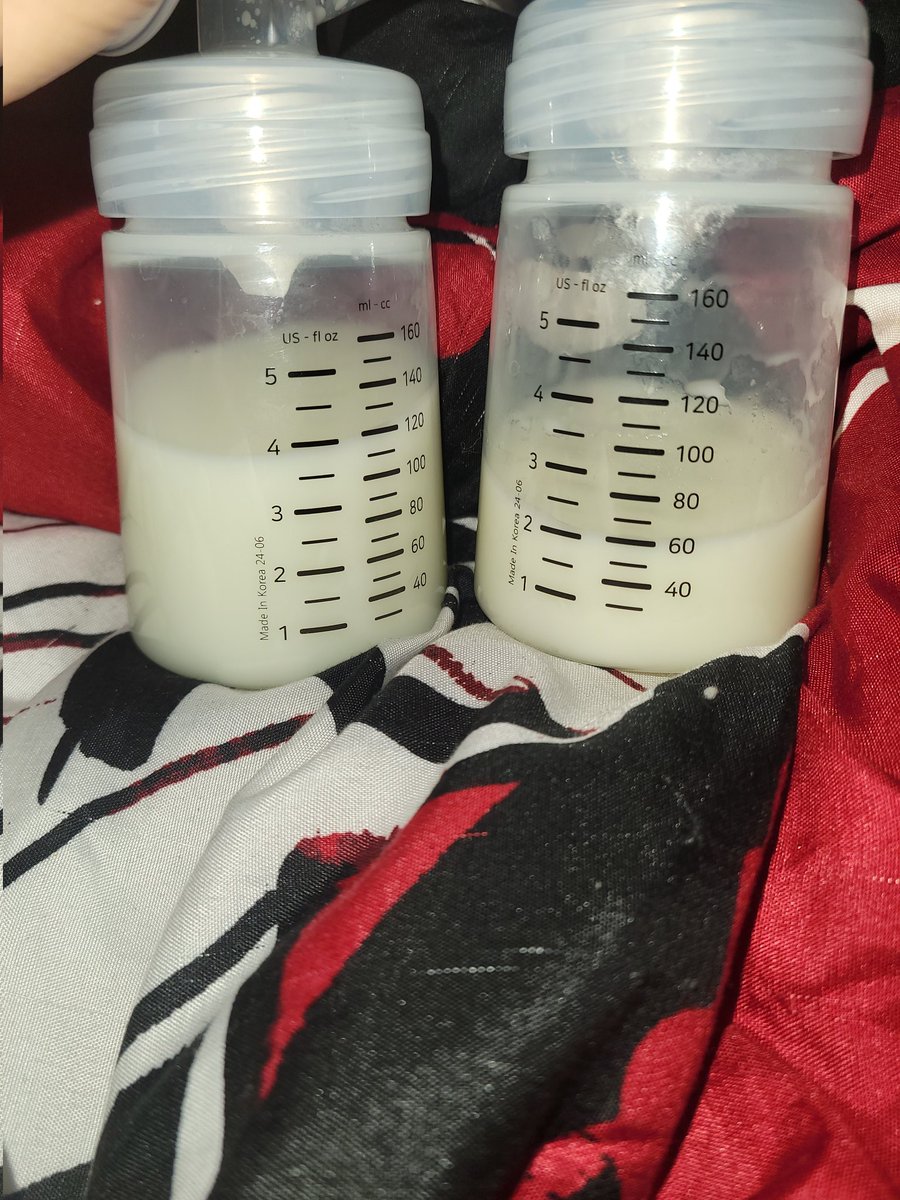 chaoticcuteness's tweet photo. Fuckkkkk I was engorged #nsfwacc #sexy #kinkyemogirl #emoass #emogirl #prettygirls #chokers #hottopic #blackemogirl #germanemogirl #afrodeutsch #deutsch
#kinky #lactation #breastfeedingnsfw #abf https://t.co/xpmrRXhG9K