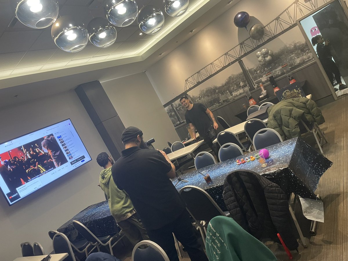 JakeFuture27 tweet media