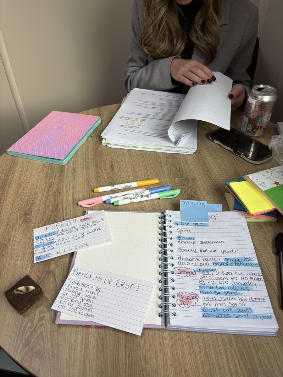 Ashleigh Woolfall tweet media