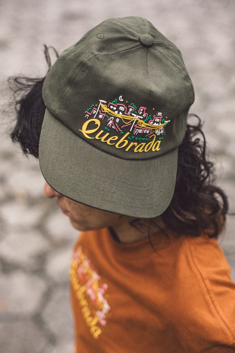A TUPODE lança mais uma cápsula para o final do ano, trazendo como referência as pedras portuguesas existentes em muitos locais do Brasil, além das regiões periféricas que o skate é presente. 

A coleção estará disponível a partir de amanhã, 11/12, no site oficial, na loja física