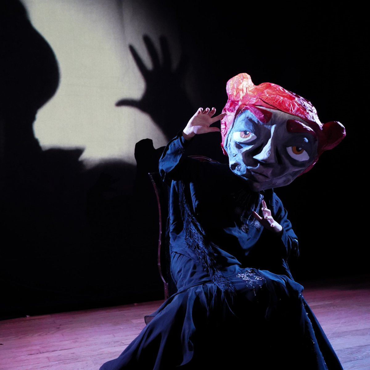 CODINSE's tweet photo. El teatro alza su voz contra la violencia machista en Riaza 🎭
Dos compañías sepulvedanas conmovieron  con sus obras breves. Los datos no mienten: 103 nuevos casos de violencia de género en Segovia en 2024.
#NoEsNo #Segovia #ViolenciaMachista https://t.co/eQCzY2hDsq